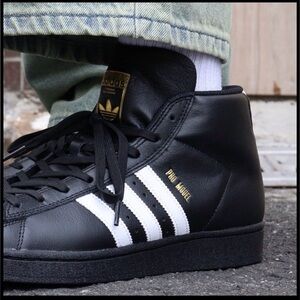 𝗮𝗱𝗶𝗱𝗮𝘀 Men's Pro Model high top Sneakers with Gold Accents Mens 7